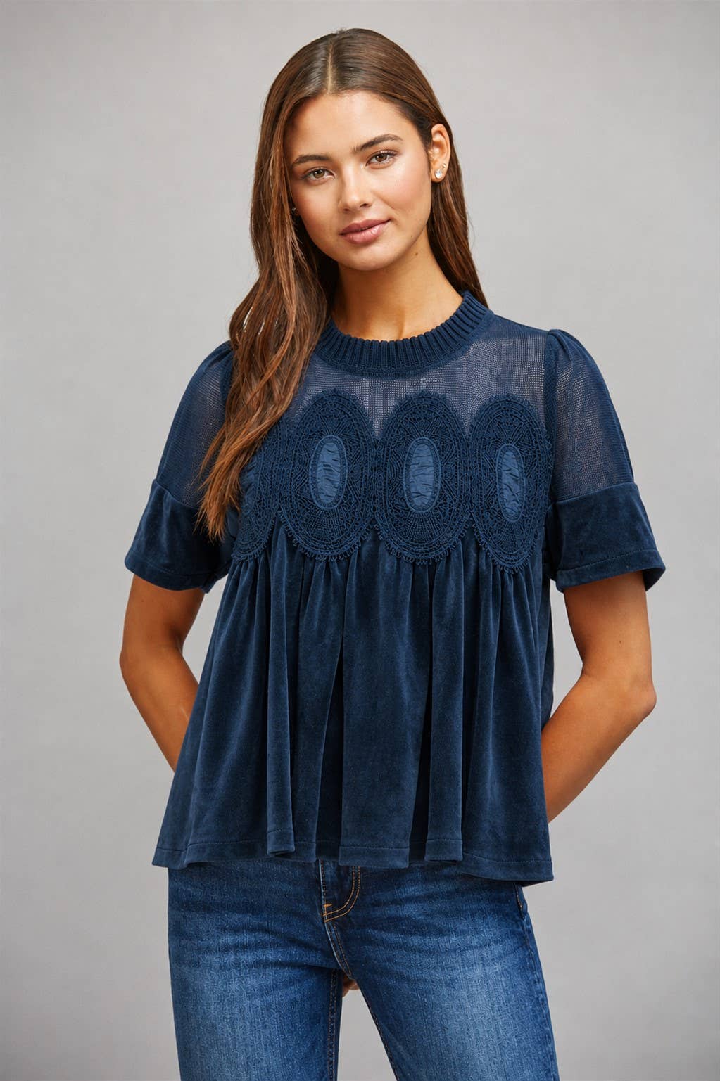 SHEER MESH UPPER PANEL WITH LACE APPLIQUE FAUX SUEDE TOP: TEAL BLUE / L