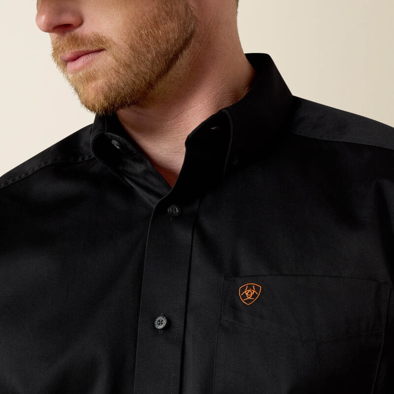 Ariat Solid Twill Classic Fit Shirt – Black (10000502)
