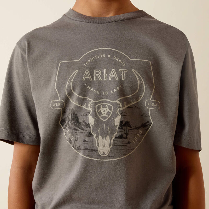 YTH Ariat Desert Badge Tradition T-Shirt SMOKED PEARL 10073455
