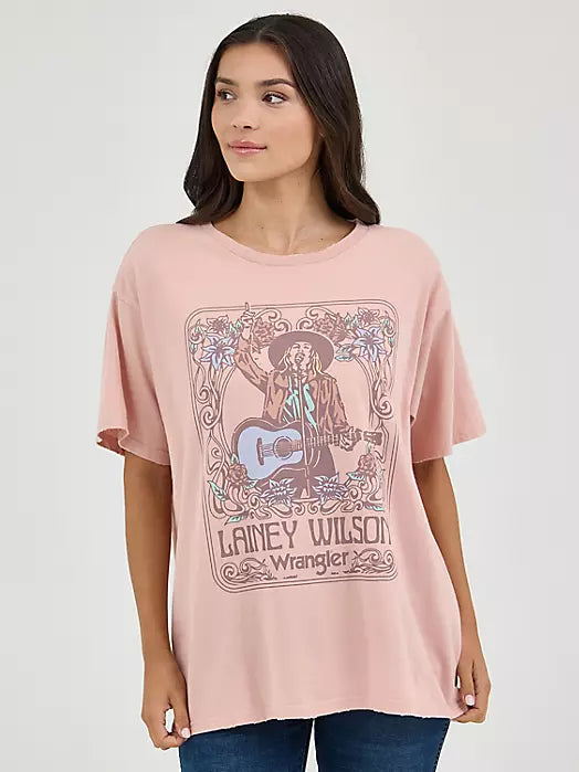 Wrangler® x Lainey Wilson Oversized Band Tee – Women’s Graphic T-Shirt (112361044)