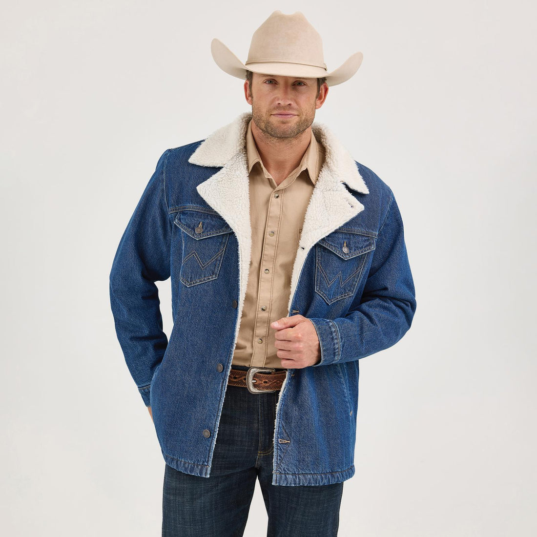 Wrangler Sherpa-Lined Denim Jacket – Medium Wash (Style 112367618)