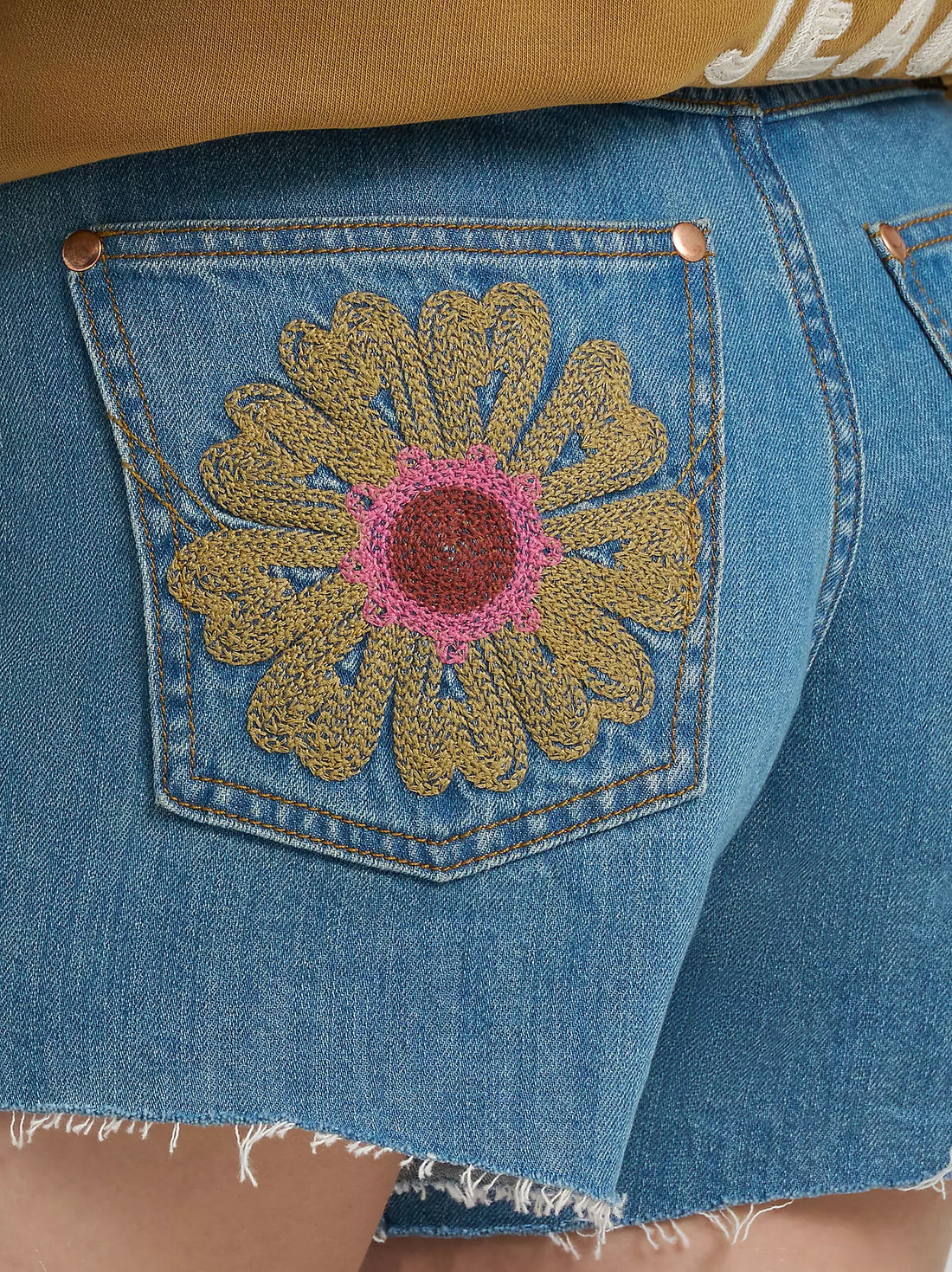 Wrangler® X Lainey Wilson Embroidered Cowboy Short – Denim | 112375881