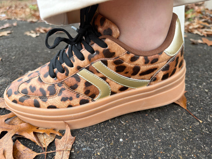 LEOPARD PLATFORM SHOE WITH GOLD