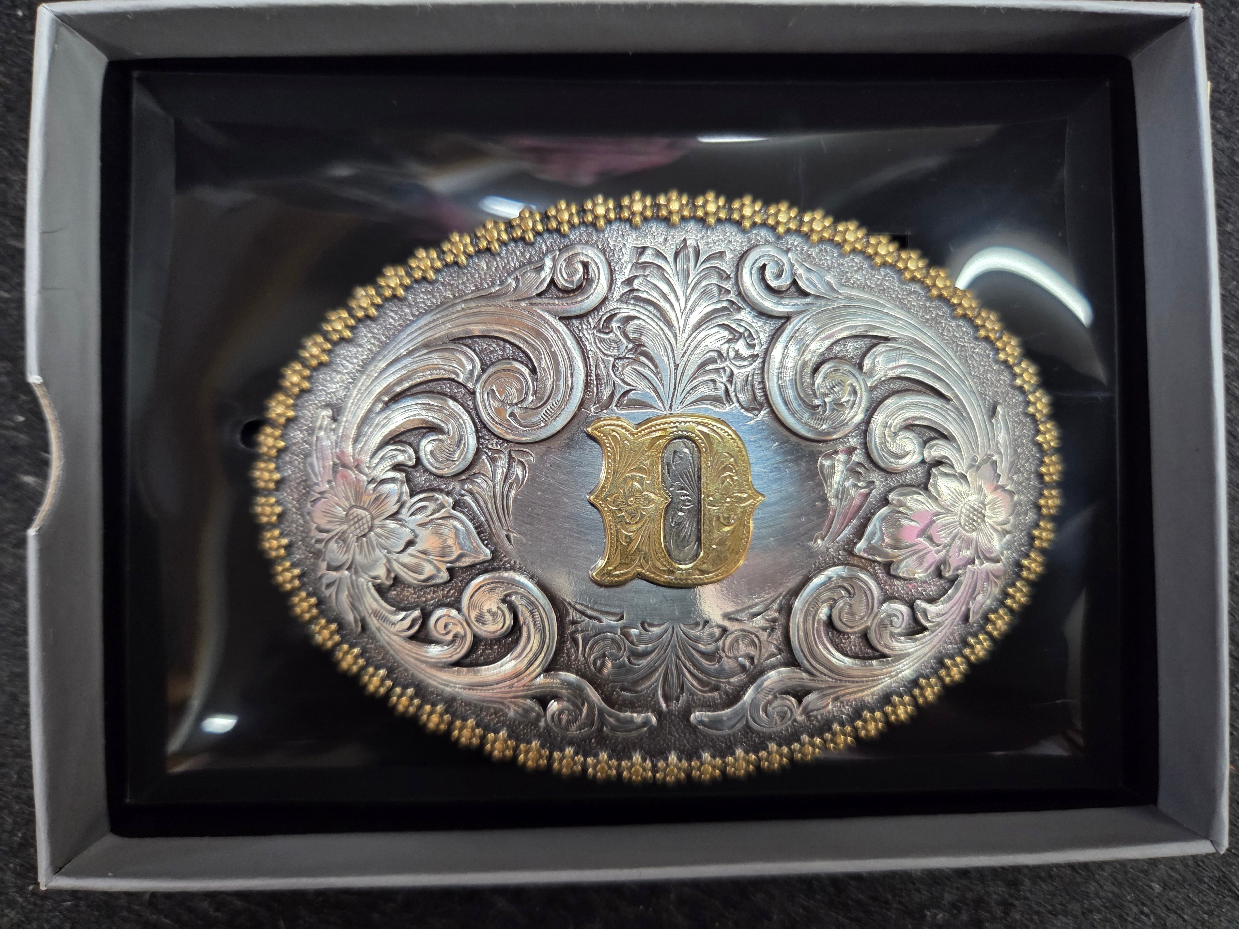 M&F Western Nocona Berry Oval Initial Belt Buckle – 37072