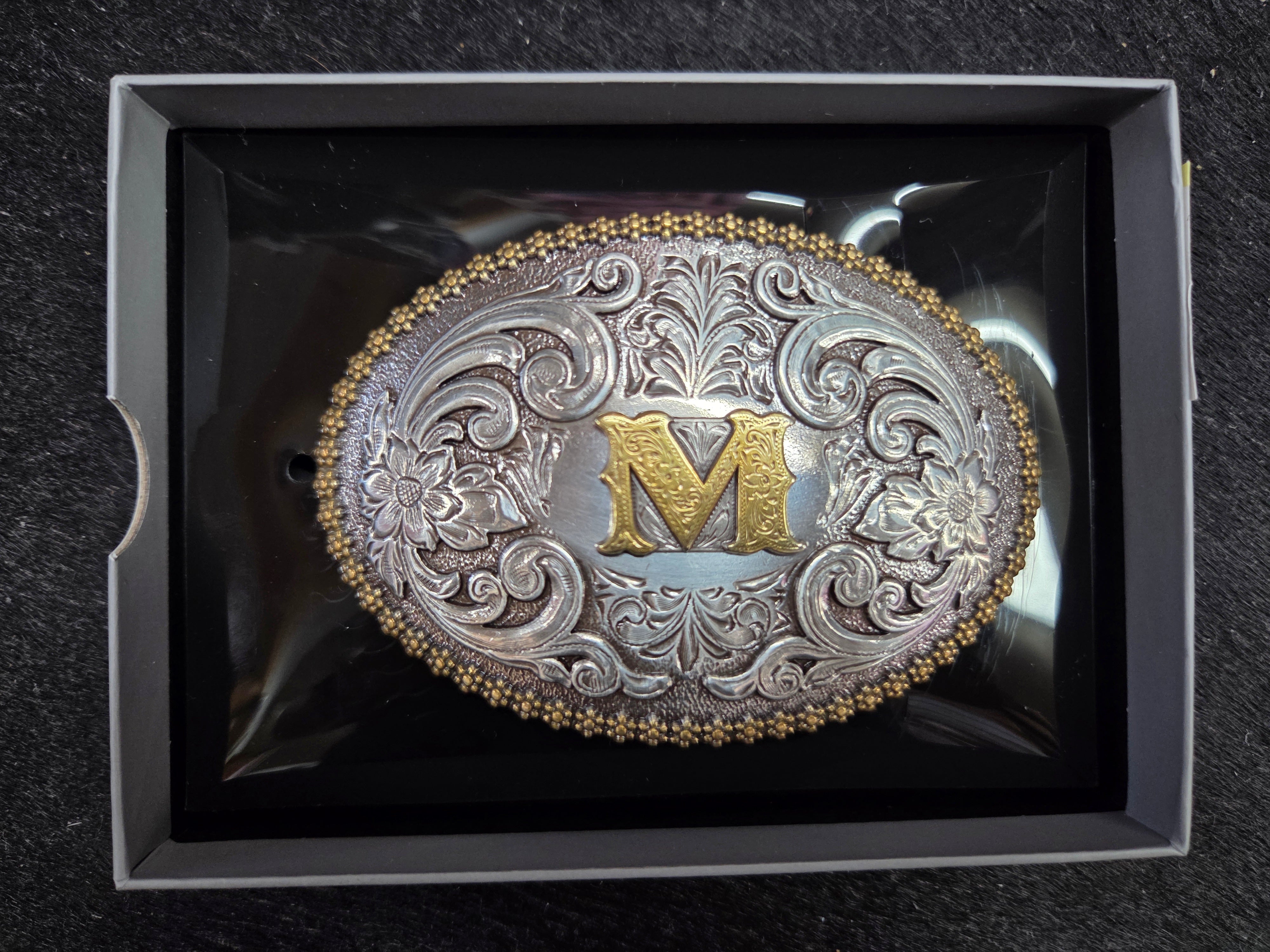 M&F Western Nocona Berry Oval Initial Belt Buckle – 37072