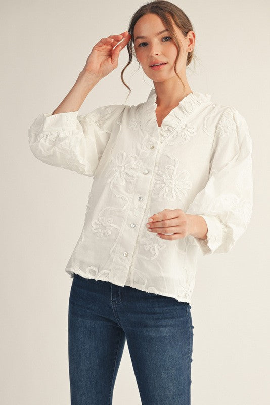 OFF WHITE WITH FLOWER DETAIL TOP