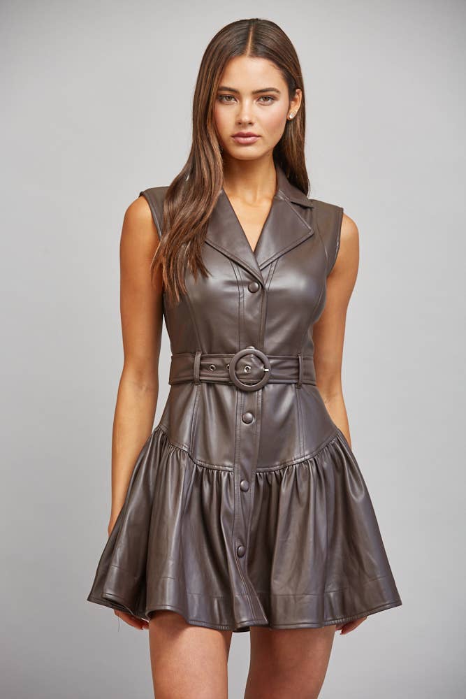 FAUX LEATHER BELTED DROP WAIST DRESS FD35993: CHOCO BROWN / S