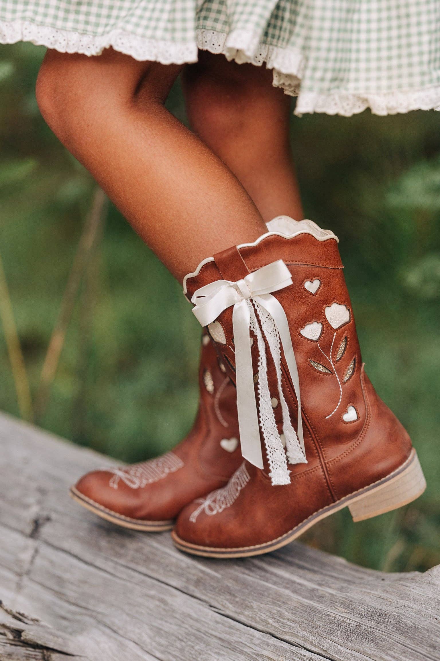 Sweetheart Bow Cowgirl Boots- Brown: 11 toddler