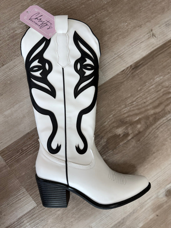 BLACK & WHITE WHITNEY 89289-121