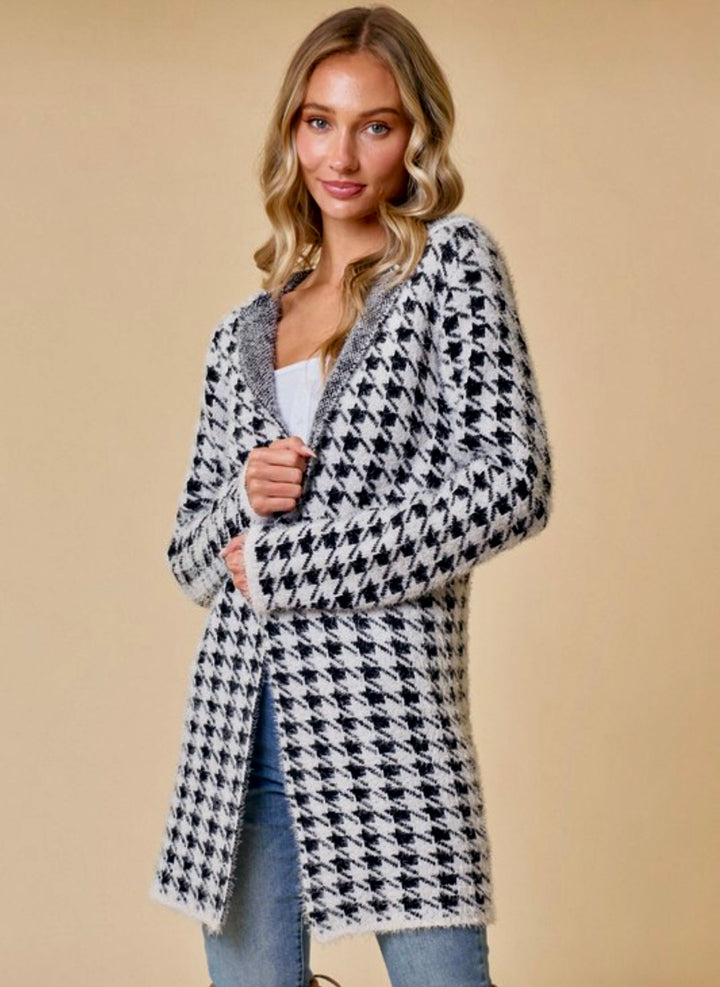 FUZZY HOUNDSTOOTH CARDIGAN