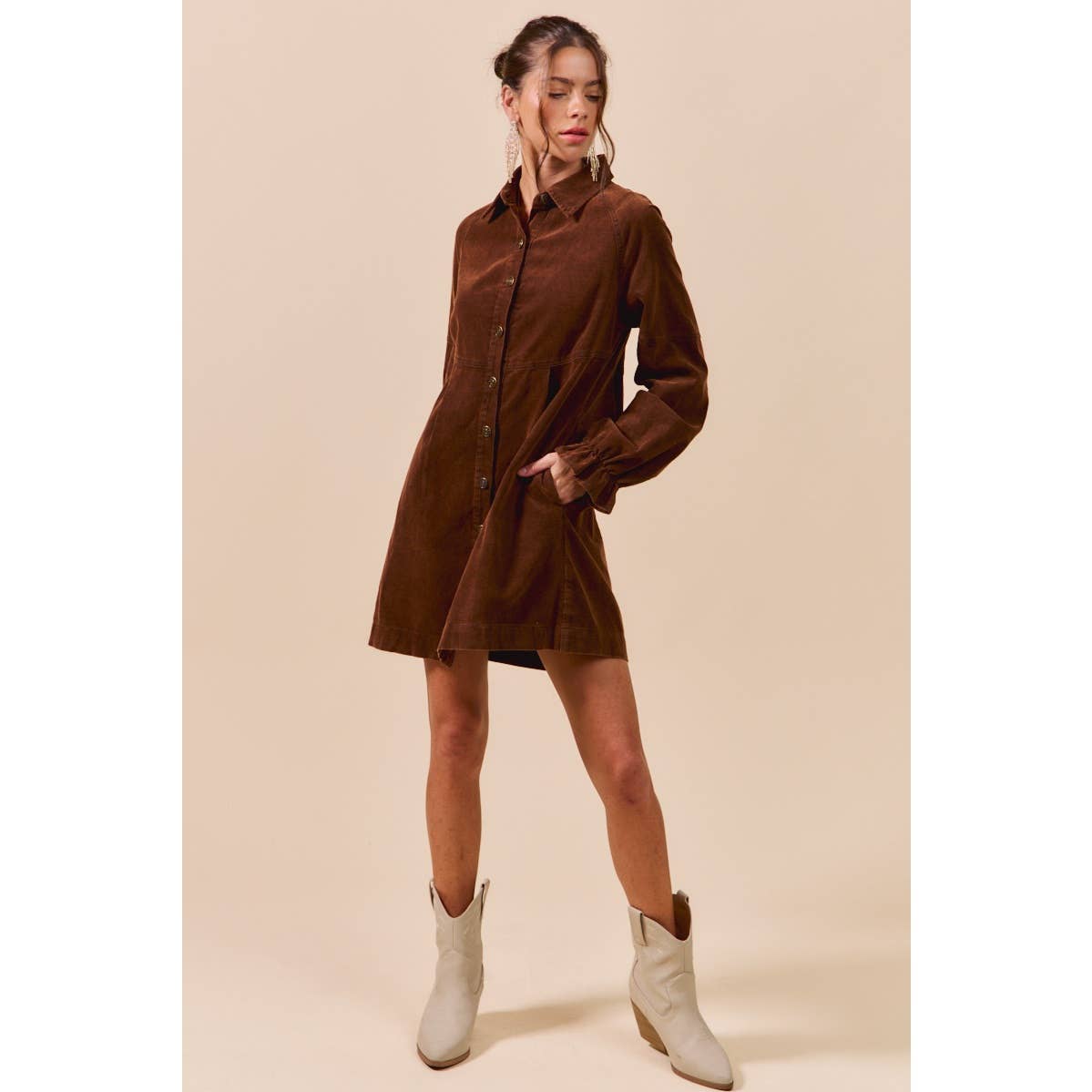 WASHED CORDUROY BUTTON DOWN SHIRT MINI DRESS: BROWN / M