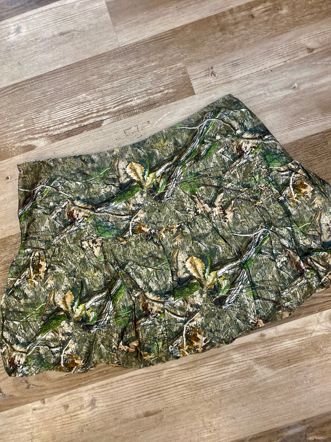 CAMO RUFFLE BUBBLE SKORT