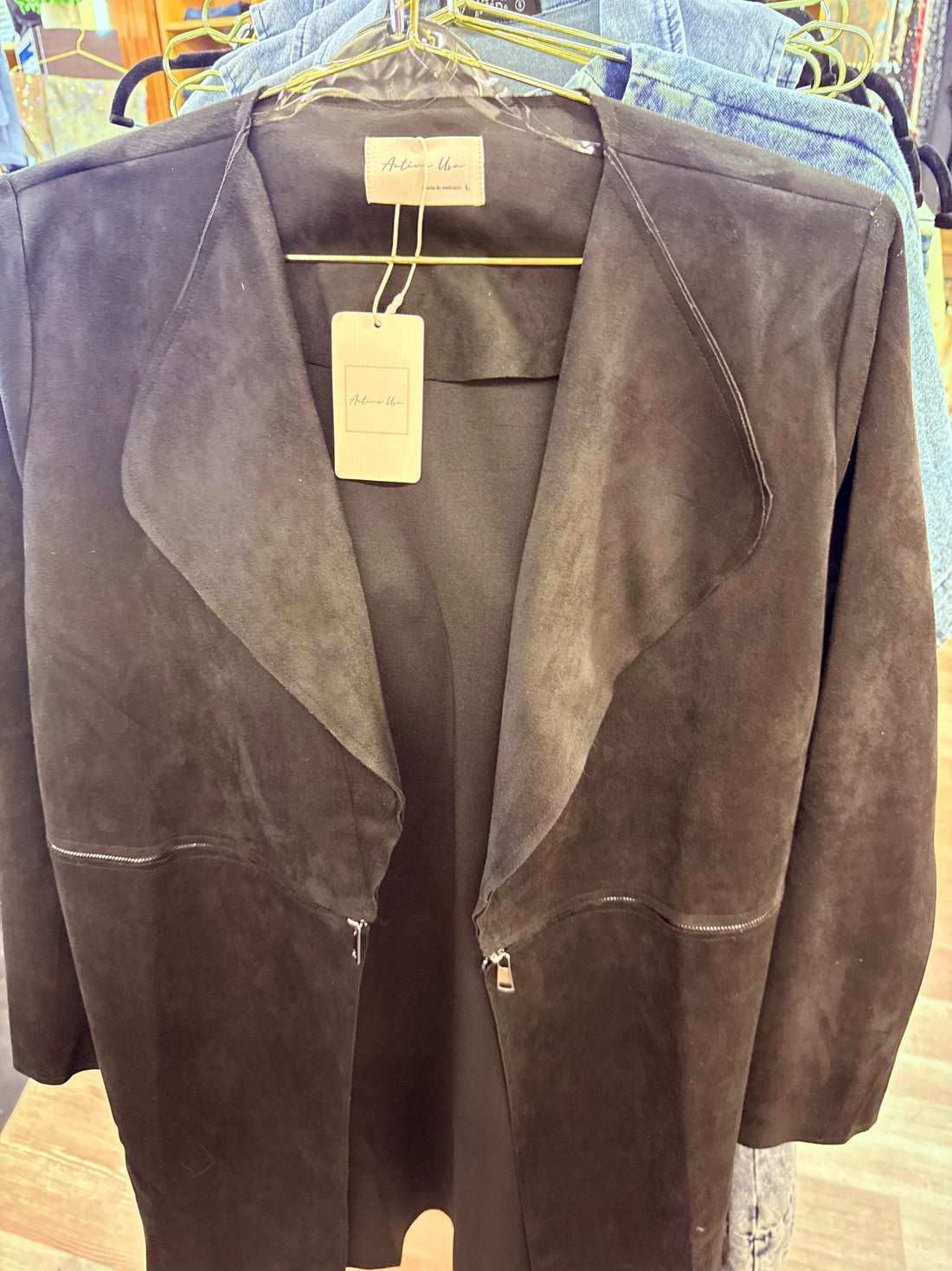 LONG SLEEVE FAUX SUEDE JACKET