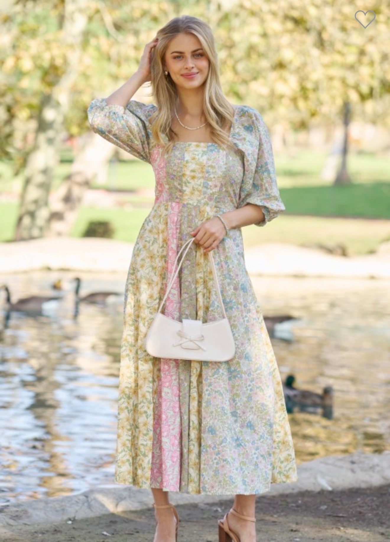 FLORAL PRINT PUFF SLEEVE DRESS