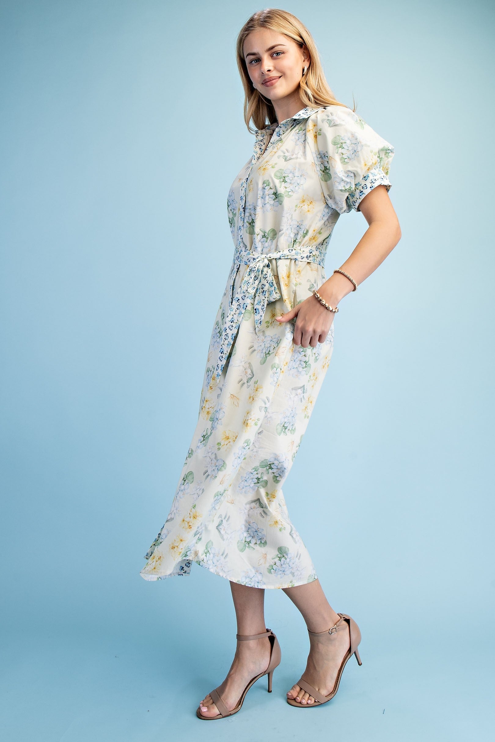 SKY BLUE BALLOON GATHERED SLEEVES