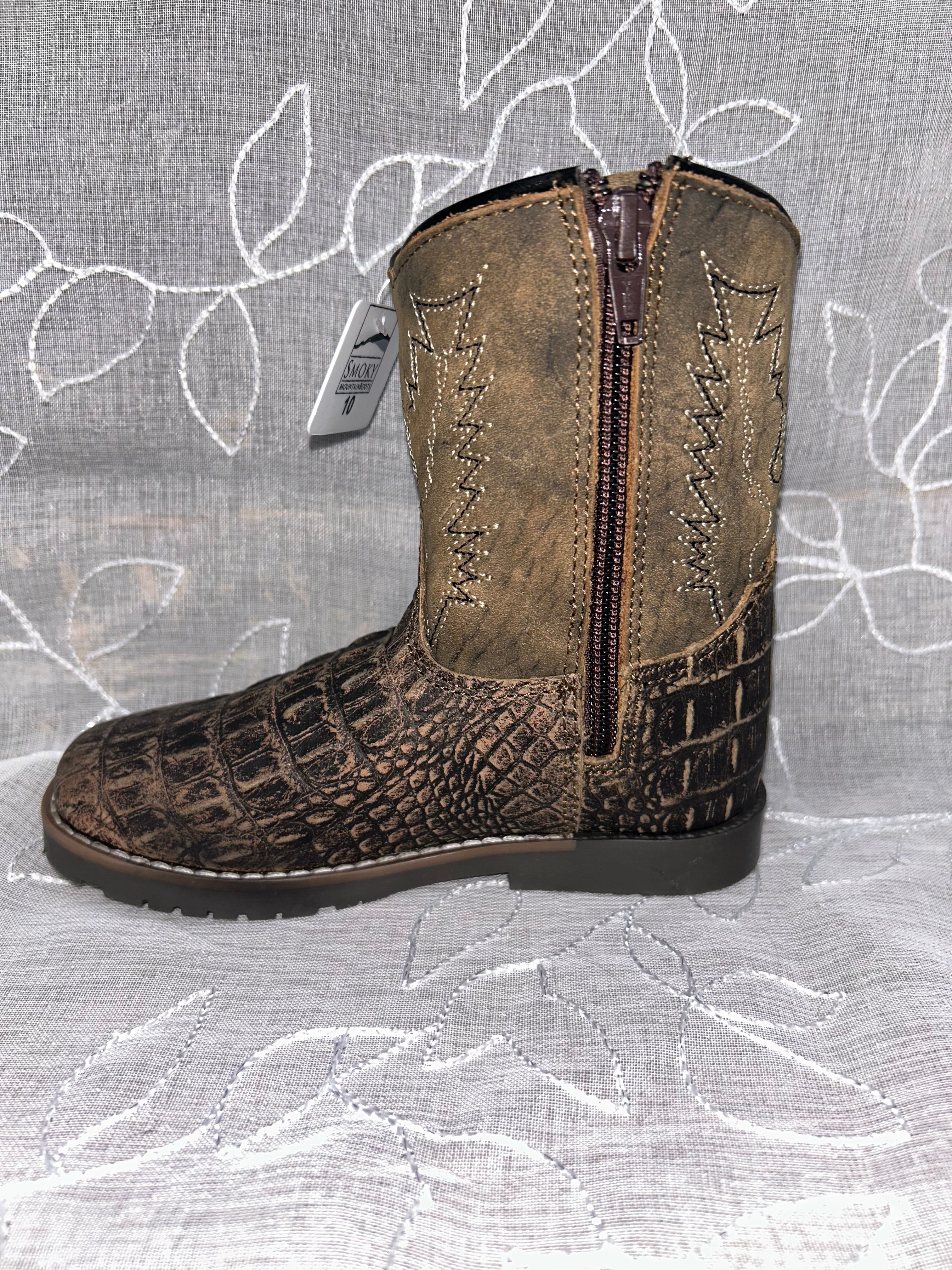 Smoky Mountain Pattern Gator – 3401 YOUTH SIZES