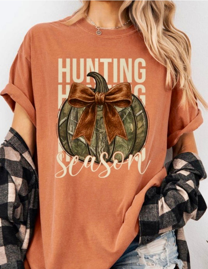 HUNTING PUMPKIN BOW T SHIRT
