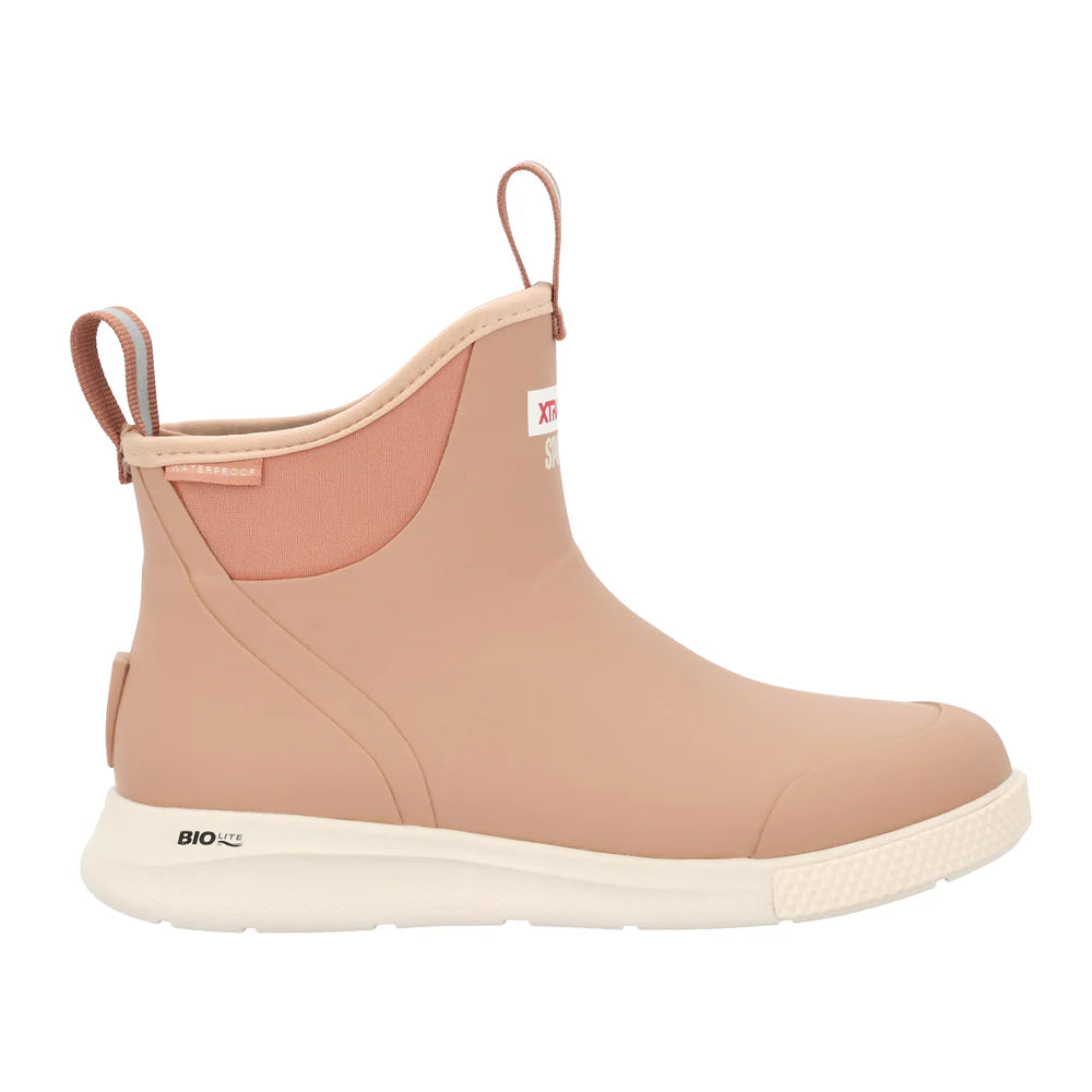 XTRATUF® Ankle Deck Sport Round Toe Pull-On Boots - Pink (XADSW900)