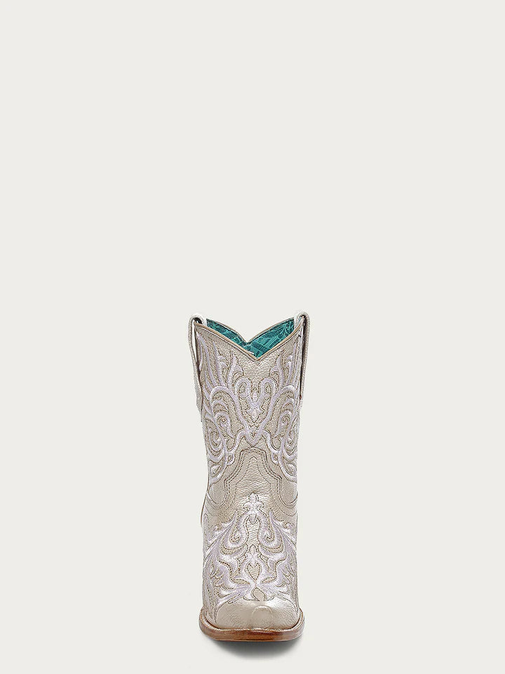 Front view of Corral Z5344 short white cowgirl boot with feminine embroidery and snip toe, ideal for weddings or Western fashion