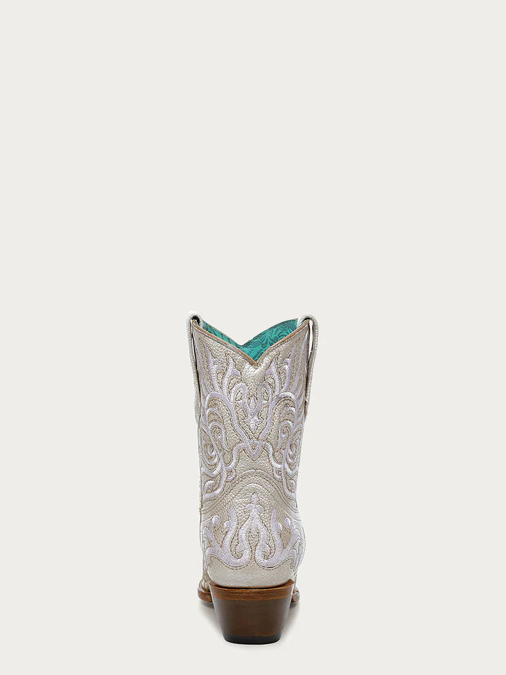 Back of Corral Z5344 women’s bone ankle boot with classic Western embroidery, stacked leather heel, and turquoise interior lining