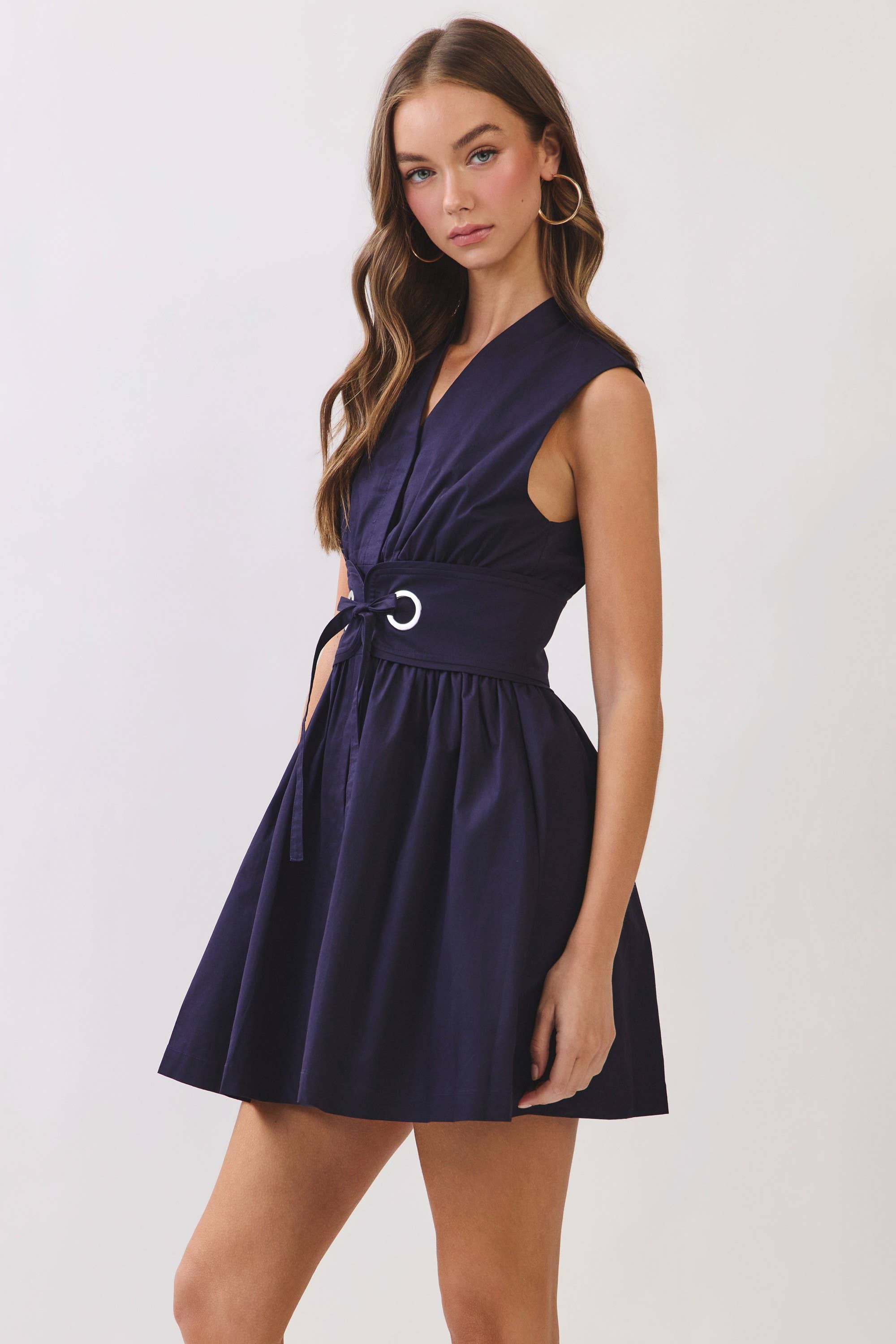 CD07317-Sleeveless Fit & Flare Waist Belt Mini Dress: CHOCOLATE / S
