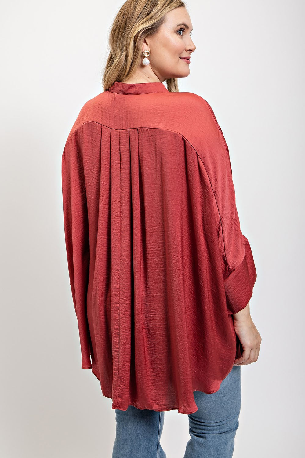 MARSALA SATIN BUTTON DOWN