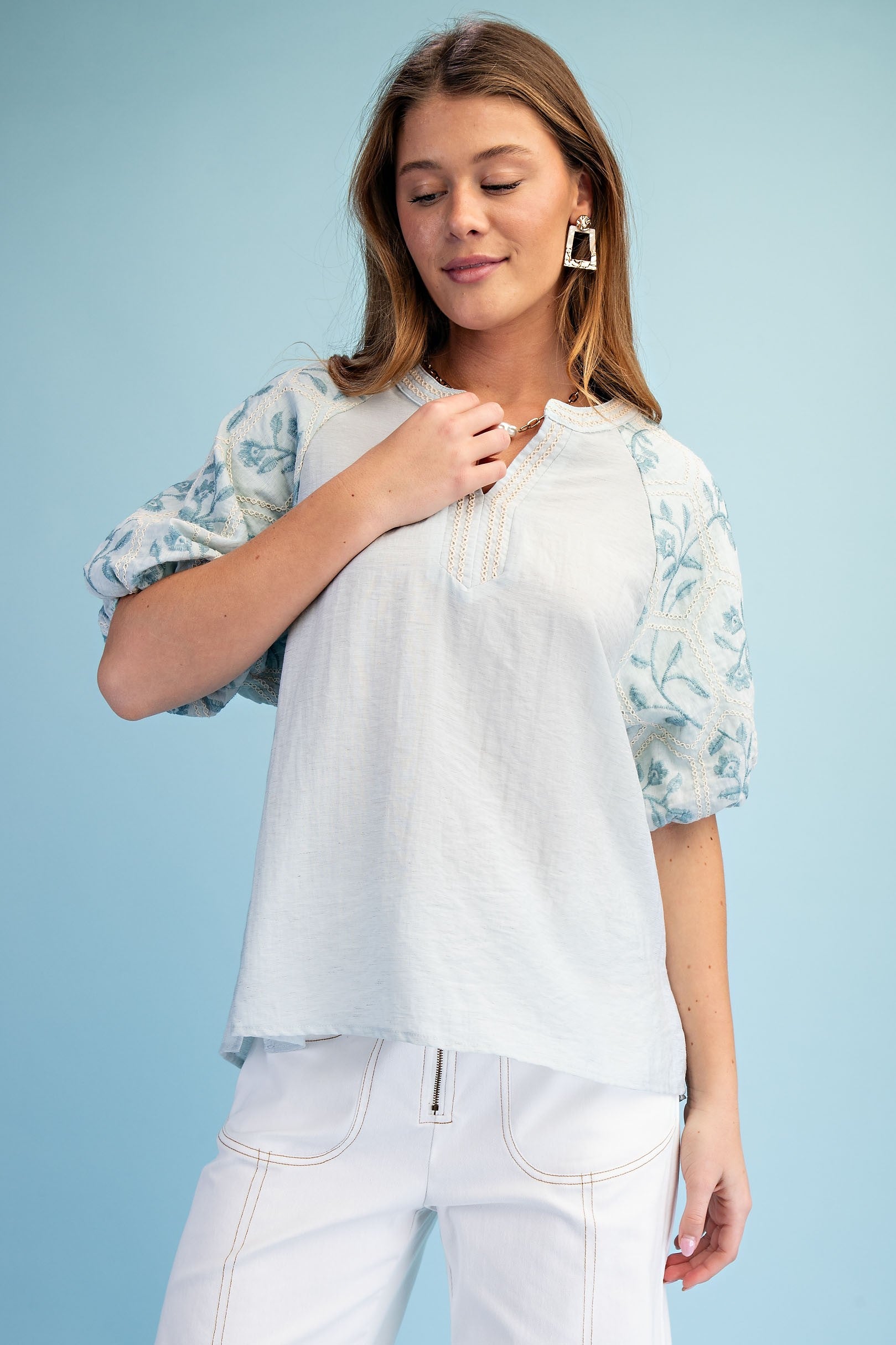 MINT EMBROIDERED SLEEVE BLOUSE