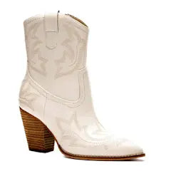 Plus One Boot – White