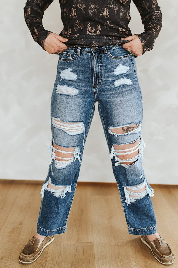 Boyfriend Distressed Jeans Plus